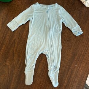 Light Blue Free Birdees 0-3M Bamboo Footie Pajamas